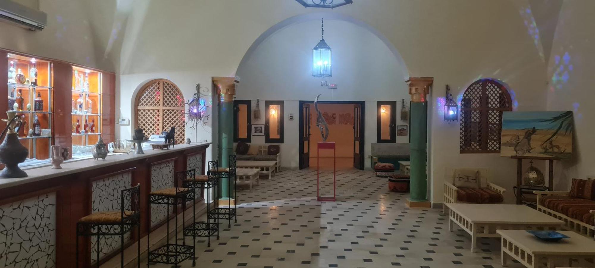 Hotel Pansy Qasr Ghilan Eksteriør bilde